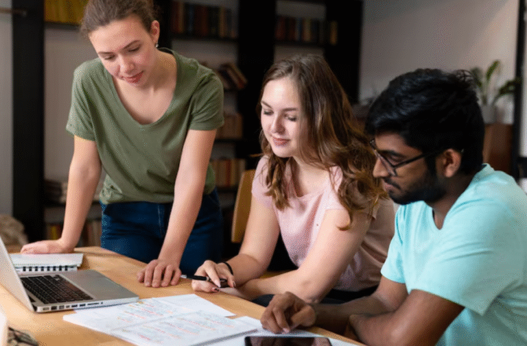 How a Check Stub Generator Helps Students and Part-Time Workers Prove Income